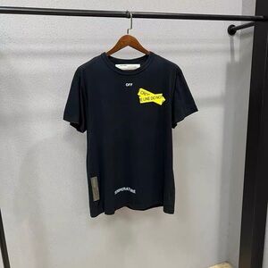 🚩steal authentic Off-White Black Graphic T-Shirt